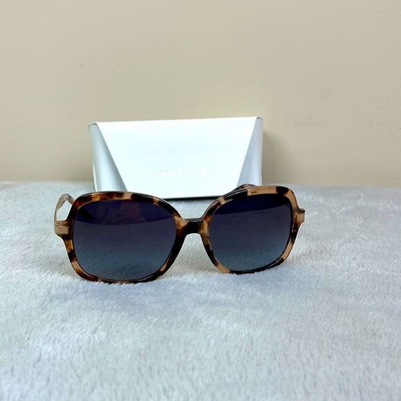 Michael Michael KORS Tortoise sunglasses - Picture 1 of 6